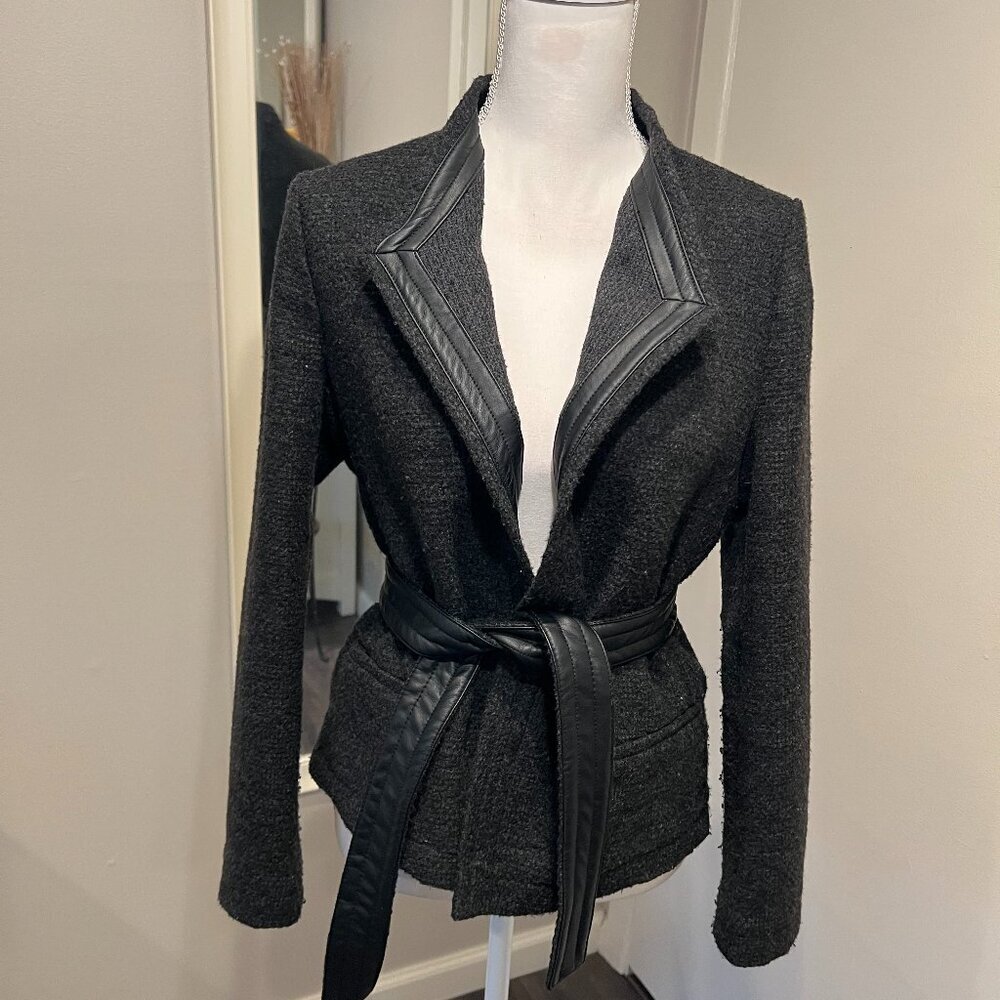 NWT Banana Republic Gray Textured Tie Jacket, Size 6
